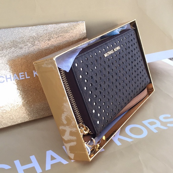 🌹🌟LAst #1🌹Michael Kors Giftables Wallet Brown🌹 - Picture 3 of 6